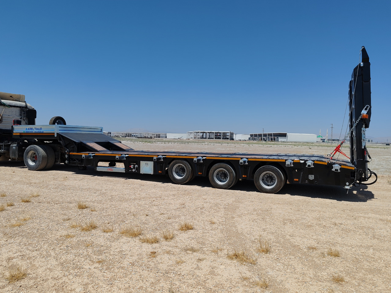 AREL TRAILER 3 AXLE LOWBED TRAILER from MANUFACTURER COMPANY - Low loader semi-trailer: picture 3 AREL TRAILER 3 AXLE LOWBED TRAILER from MANUFACTURER COMPANY - Low loader semi-trailer: picture 3