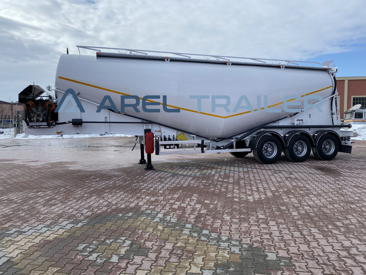 AREL TRAILER V TYPE SILO CEMENT TANK TRAILER from MANUFACTURER COMPANY - Silo semi-trailer: picture 4 AREL TRAILER V TYPE SILO CEMENT TANK TRAILER from MANUFACTURER COMPANY - Silo semi-trailer: picture 4