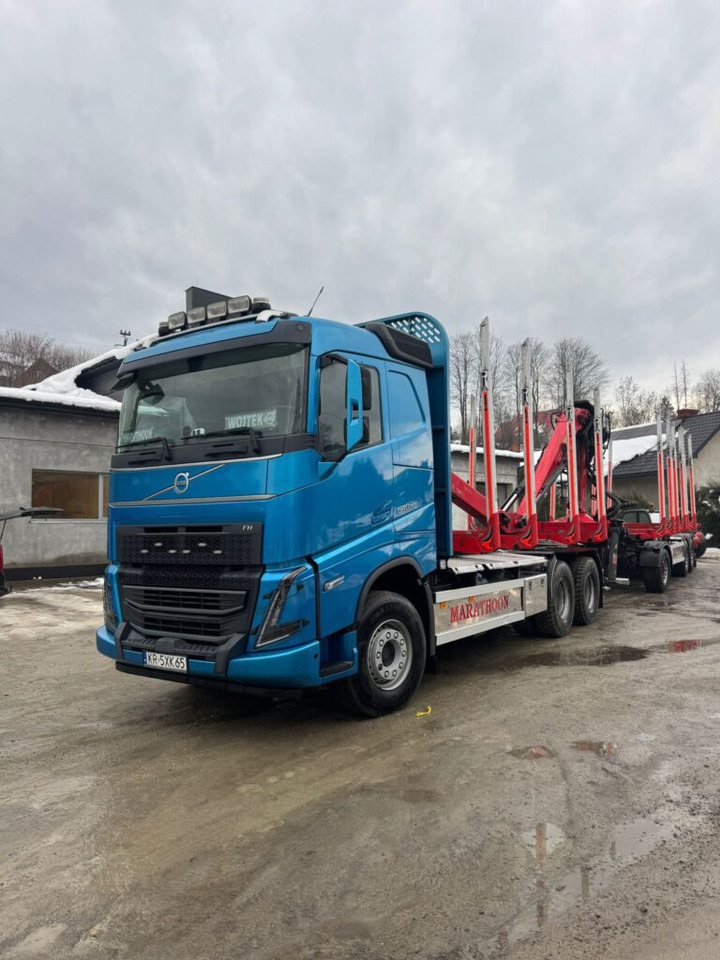 VOLVO FH540 - Timber truck, Crane truck: picture 2 VOLVO FH540 - Timber truck, Crane truck: picture 2