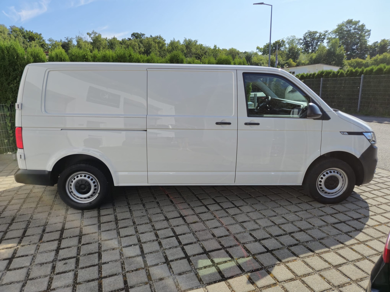 VOLKSWAGEN T6.1 Transporter Kasten lang FWD - Panel van: picture 4 VOLKSWAGEN T6.1 Transporter Kasten lang FWD - Panel van: picture 4
