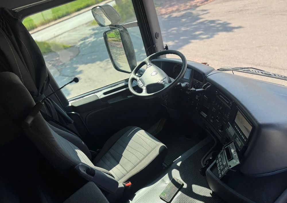 Refrigerator truck Scania Scania G 490 / CHŁODNIA + WINDA / 23 PALETY / EURO6 / OŚ SKRĘTNA / CARRIER 850 / ASO: picture 19 Refrigerator truck Scania Scania G 490 / CHŁODNIA + WINDA / 23 PALETY / EURO6 / OŚ SKRĘTNA / CARRIER 850 / ASO: picture 19