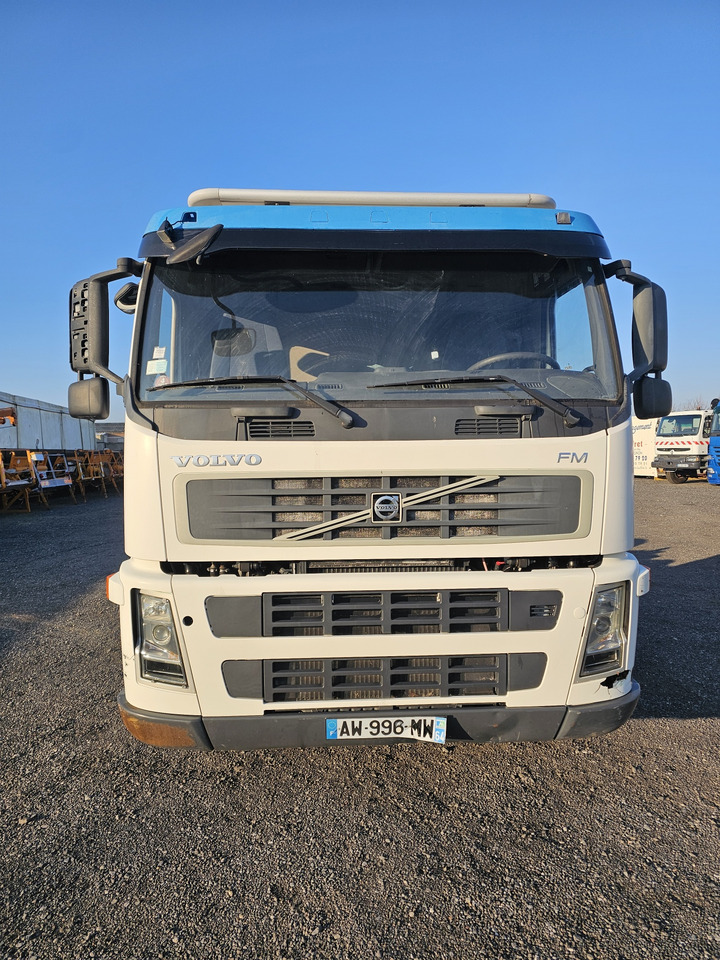 VOLVO FM400 - Cab chassis truck: picture 5 VOLVO FM400 - Cab chassis truck: picture 5
