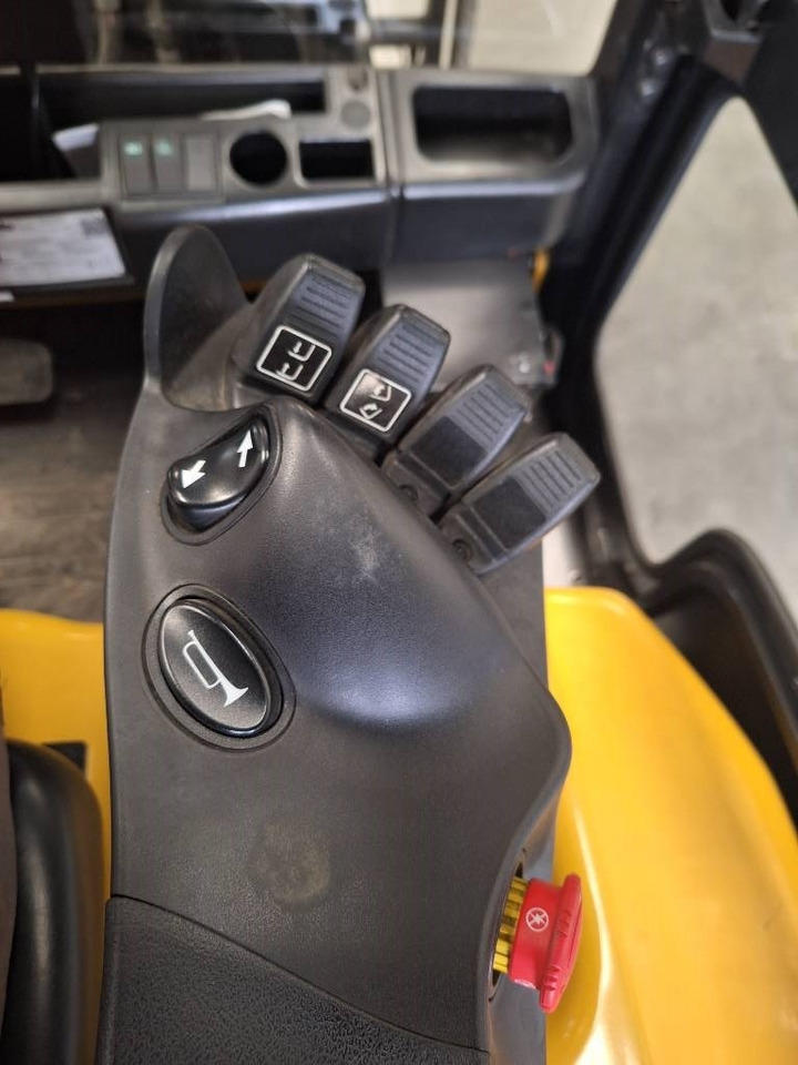 Yale ERP 50 VM - Electric forklift: picture 3 Yale ERP 50 VM - Electric forklift: picture 3