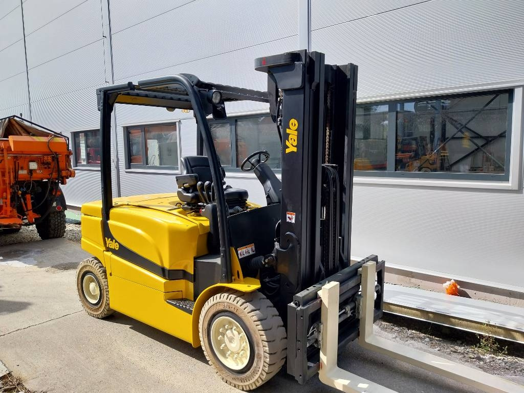 Yale ERP40VM - Electric forklift: picture 2 Yale ERP40VM - Electric forklift: picture 2