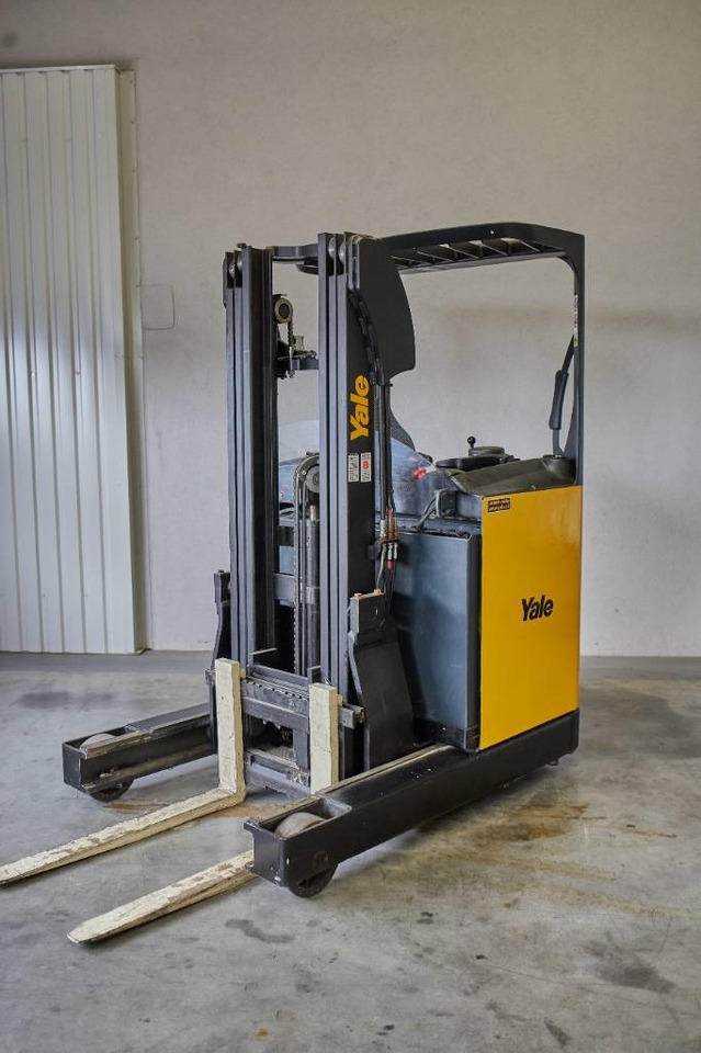 Yale MR14 - Electric forklift: picture 1 Yale MR14 - Electric forklift: picture 1