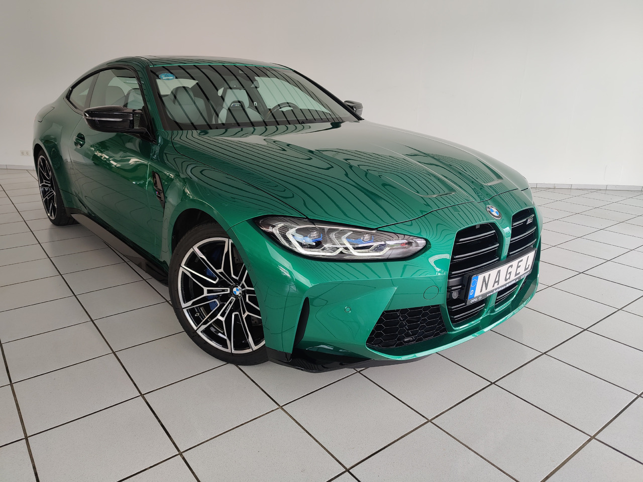 BMW M4 Competition Soundsystem Schiebedach Kam - Coupe: picture 4 BMW M4 Competition Soundsystem Schiebedach Kam - Coupe: picture 4