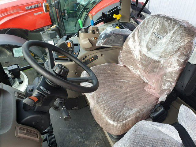 Case IH Maxxum 115 - Farm tractor: picture 5 Case IH Maxxum 115 - Farm tractor: picture 5