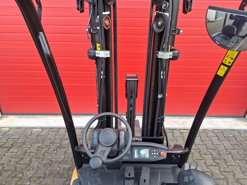 Caterpillar EP14ANT - Forklift: picture 5 Caterpillar EP14ANT - Forklift: picture 5