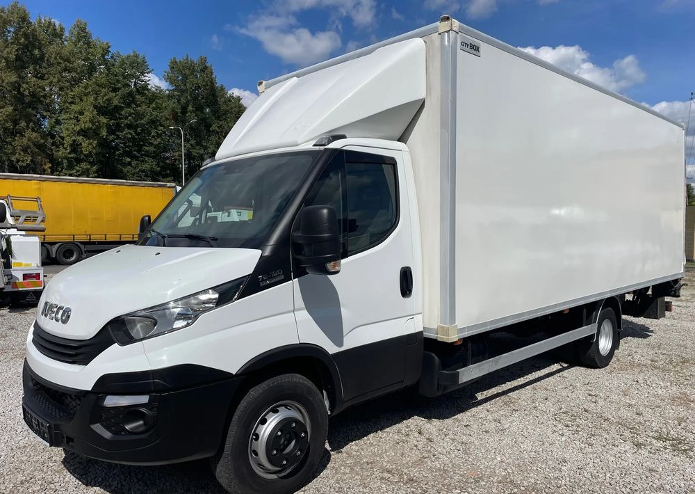 Iveco Daily 72c18 Kontener winda 2017r - Box truck: picture 1 Iveco Daily 72c18 Kontener winda 2017r - Box truck: picture 1
