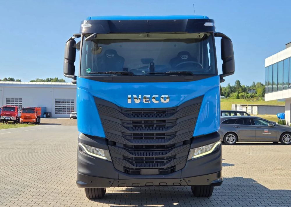Iveco S-WAY - Cab chassis truck: picture 2 Iveco S-WAY - Cab chassis truck: picture 2