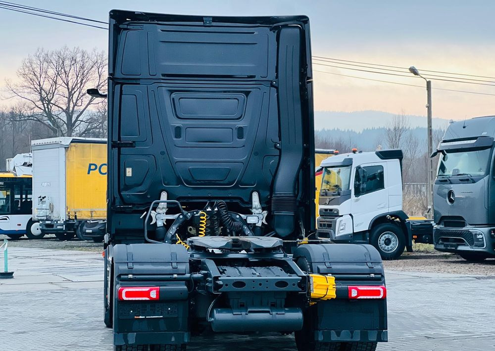 Mercedes-Benz Actros 1851/GIGA SPACE/ Retarder/ Klima Postojowa/ Aktywny tempomat ACC/ - Tractor unit: picture 4 Mercedes-Benz Actros 1851/GIGA SPACE/ Retarder/ Klima Postojowa/ Aktywny tempomat ACC/ - Tractor unit: picture 4