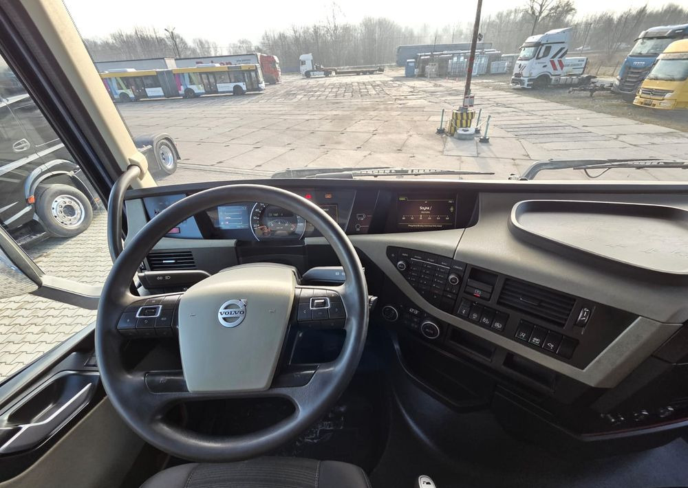 Volvo FH460 EURO6 KLIMA POSTOJOWA - Tractor unit: picture 5 Volvo FH460 EURO6 KLIMA POSTOJOWA - Tractor unit: picture 5