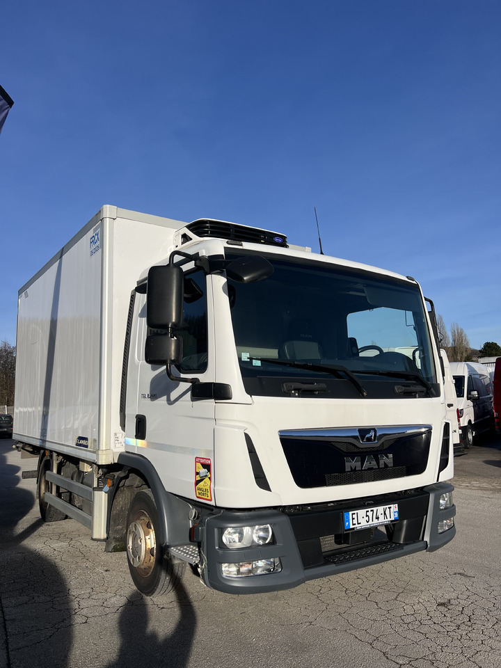 MAN TGL 8.220 4x2 - Refrigerator truck: picture 3 MAN TGL 8.220 4x2 - Refrigerator truck: picture 3