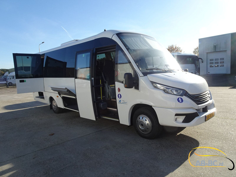 Iveco New Rosero First 31 seats EURO 6 - Coach: picture 3 Iveco New Rosero First 31 seats EURO 6 - Coach: picture 3