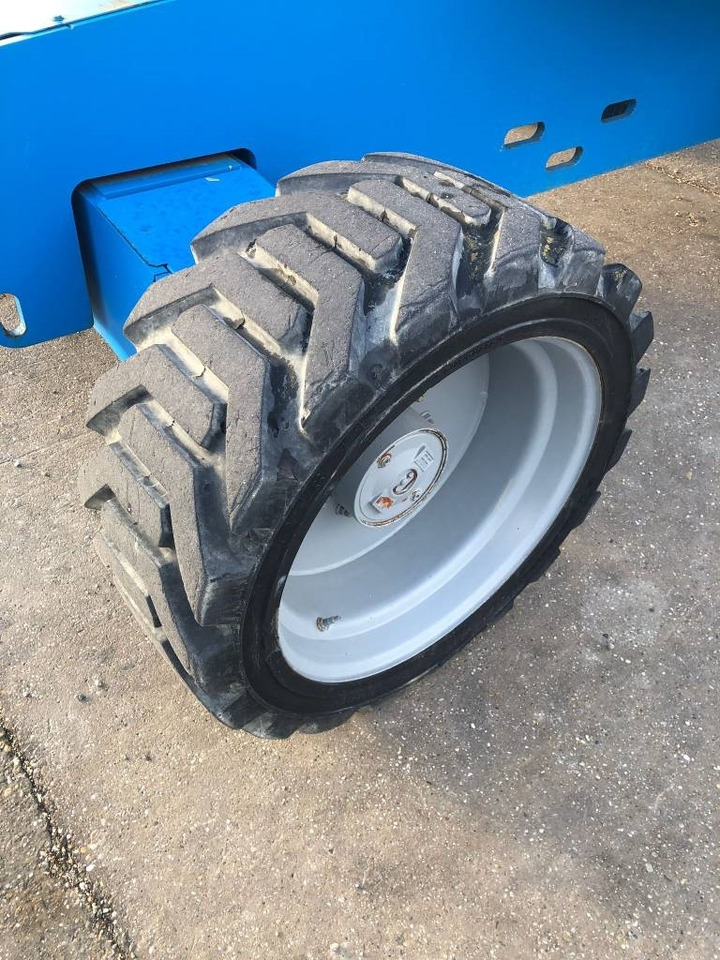 Articulated boom Genie S65: picture 9