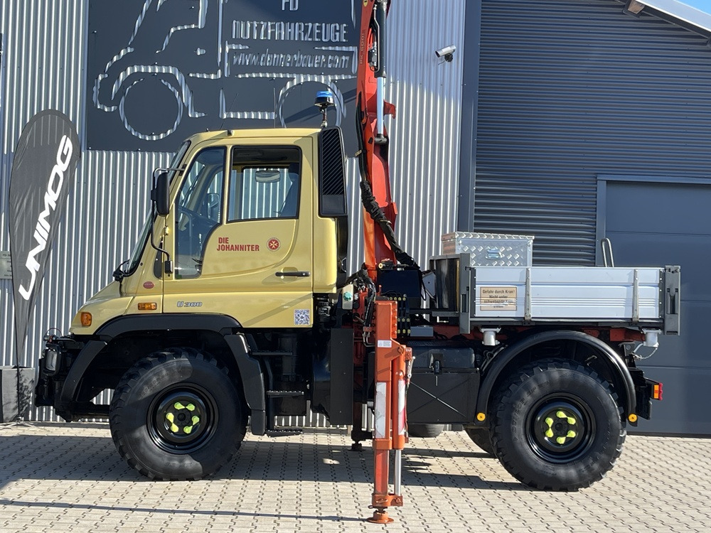 Unimog Unimog U300 mit Mega Kran , erst 28 Tkm - Crane truck: picture 4 Unimog Unimog U300 mit Mega Kran , erst 28 Tkm - Crane truck: picture 4