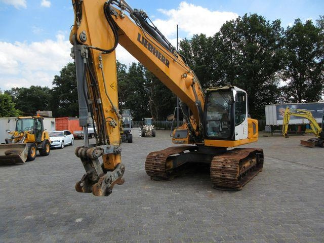 Liebherr R 906 LC LITRONIC, crawler excavator - Crawler excavator: picture 3 Liebherr R 906 LC LITRONIC, crawler excavator - Crawler excavator: picture 3