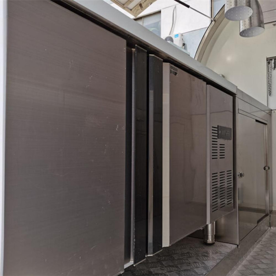 Commercial Used Fully Kitchen Equipment Customized Mobile Food Truck EEC Standar - Vending trailer: picture 4 Commercial Used Fully Kitchen Equipment Customized Mobile Food Truck EEC Standar - Vending trailer: picture 4