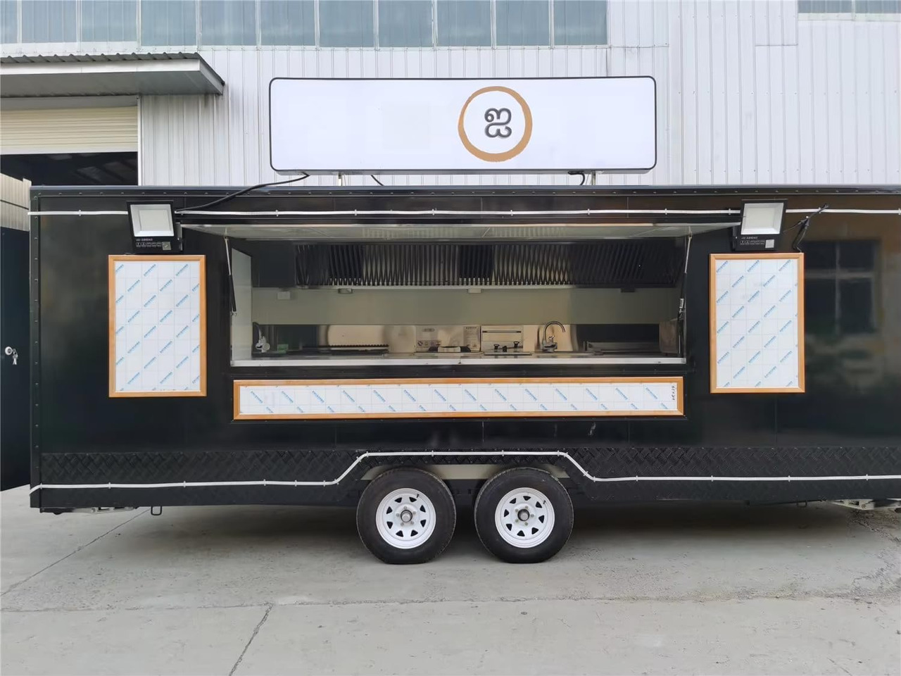 Oulead - Vending trailer: picture 3 Oulead - Vending trailer: picture 3