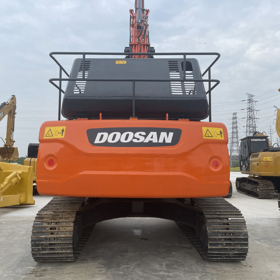 DOOSAN DX300 - Crawler excavator: picture 4 DOOSAN DX300 - Crawler excavator: picture 4