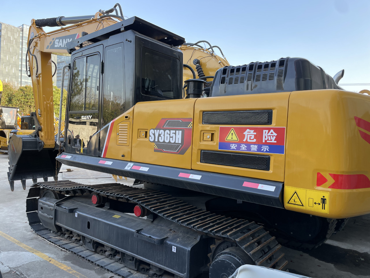 SANY SY365H - Crawler excavator: picture 1 SANY SY365H - Crawler excavator: picture 1