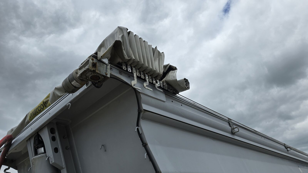 Stas SA 339 K - Tipper semi-trailer: picture 5 Stas SA 339 K - Tipper semi-trailer: picture 5