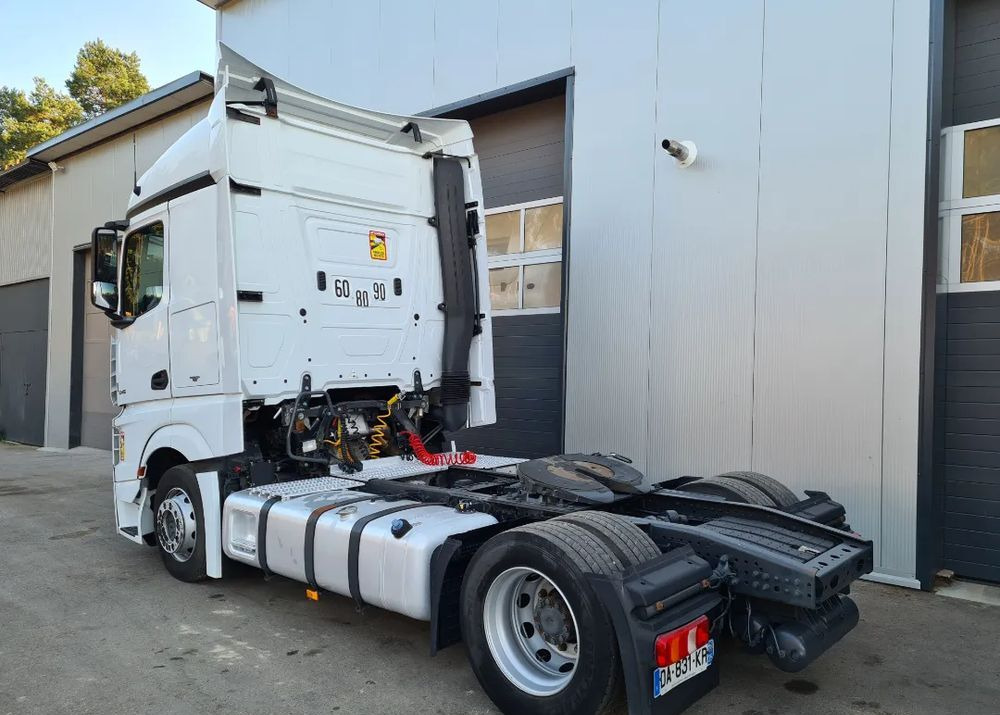 Mercedes-Benz Actros 1845 - Tractor unit: picture 2 Mercedes-Benz Actros 1845 - Tractor unit: picture 2