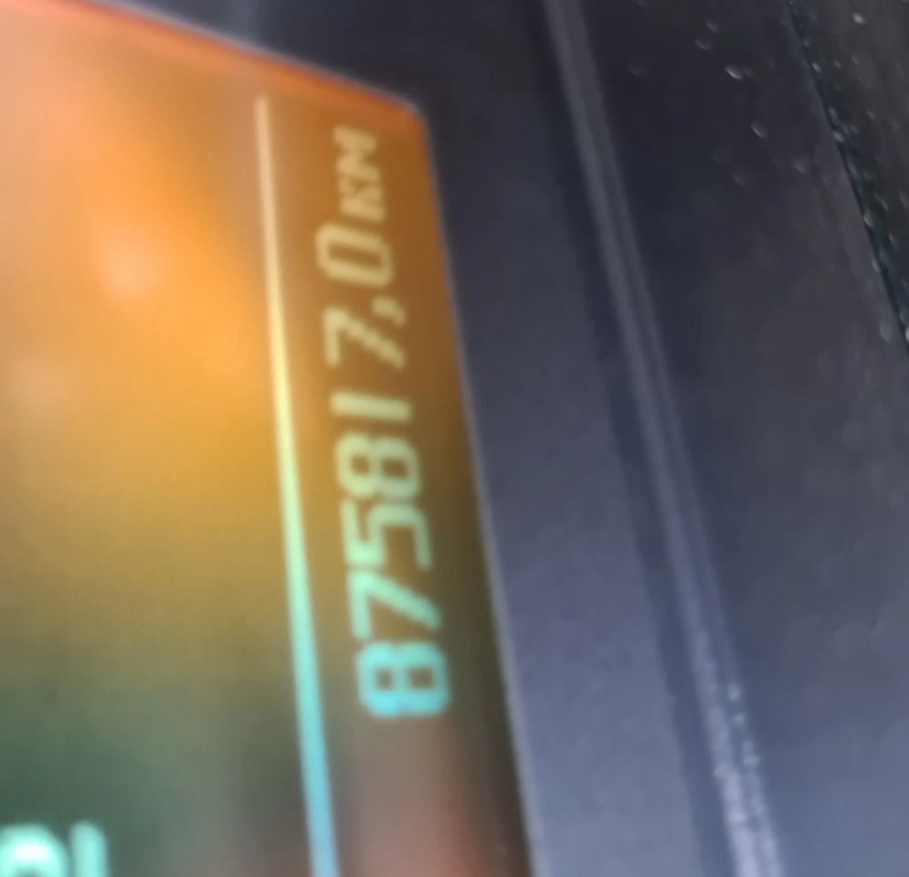 Tractor unit Volvo FM 460: picture 9