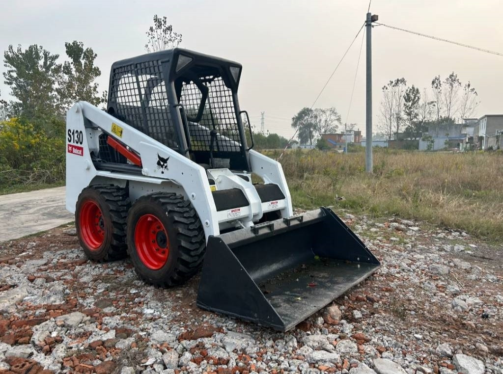 Bobcat S 130 - Skid steer loader: picture 1 Bobcat S 130 - Skid steer loader: picture 1