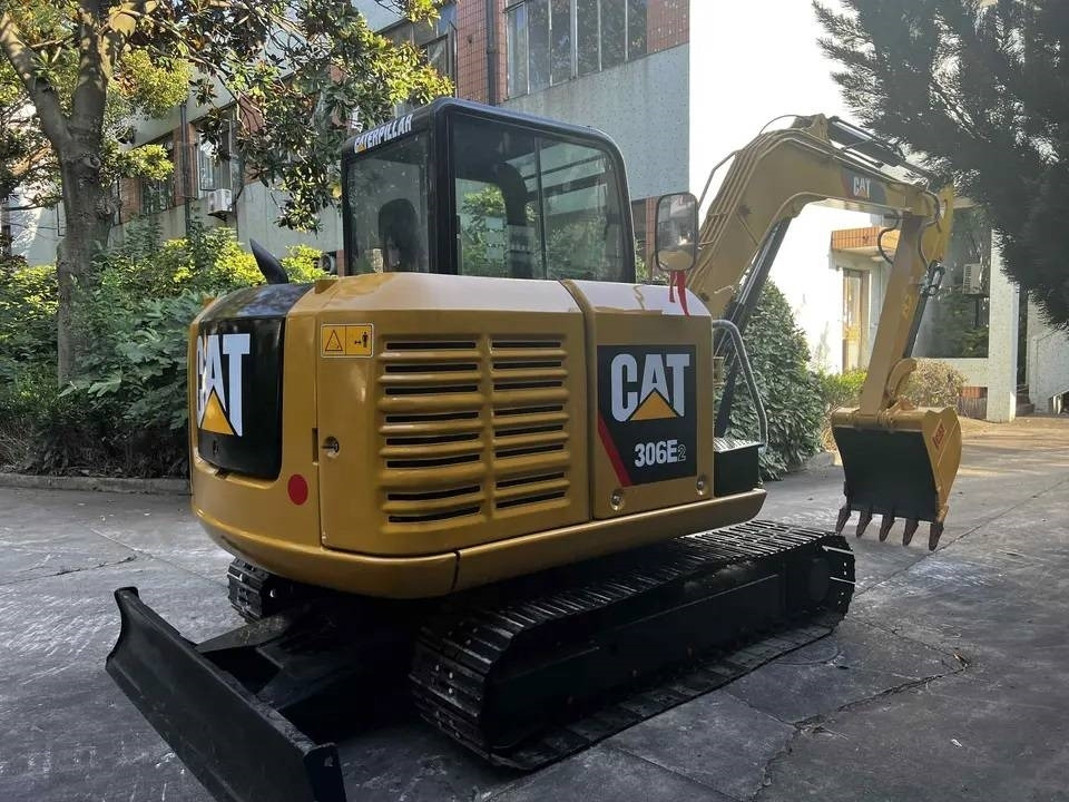 CAT 306 E2 - Mini excavator: picture 2 CAT 306 E2 - Mini excavator: picture 2