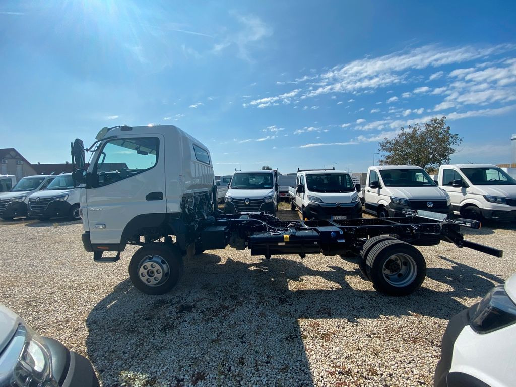 Mitsubishi Canter FUSO 6C18 Fahrgestell 4WD 175Ps Sofort - Cab chassis truck, Crane truck: picture 4 Mitsubishi Canter FUSO 6C18 Fahrgestell 4WD 175Ps Sofort - Cab chassis truck, Crane truck: picture 4