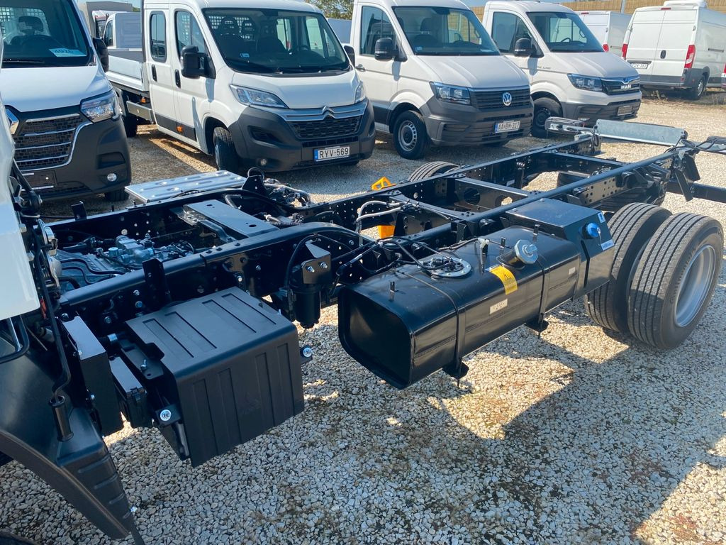 Mitsubishi Canter FUSO 6C18 Fahrgestell 4WD 175Ps Sofort - Cab chassis truck, Crane truck: picture 3 Mitsubishi Canter FUSO 6C18 Fahrgestell 4WD 175Ps Sofort - Cab chassis truck, Crane truck: picture 3