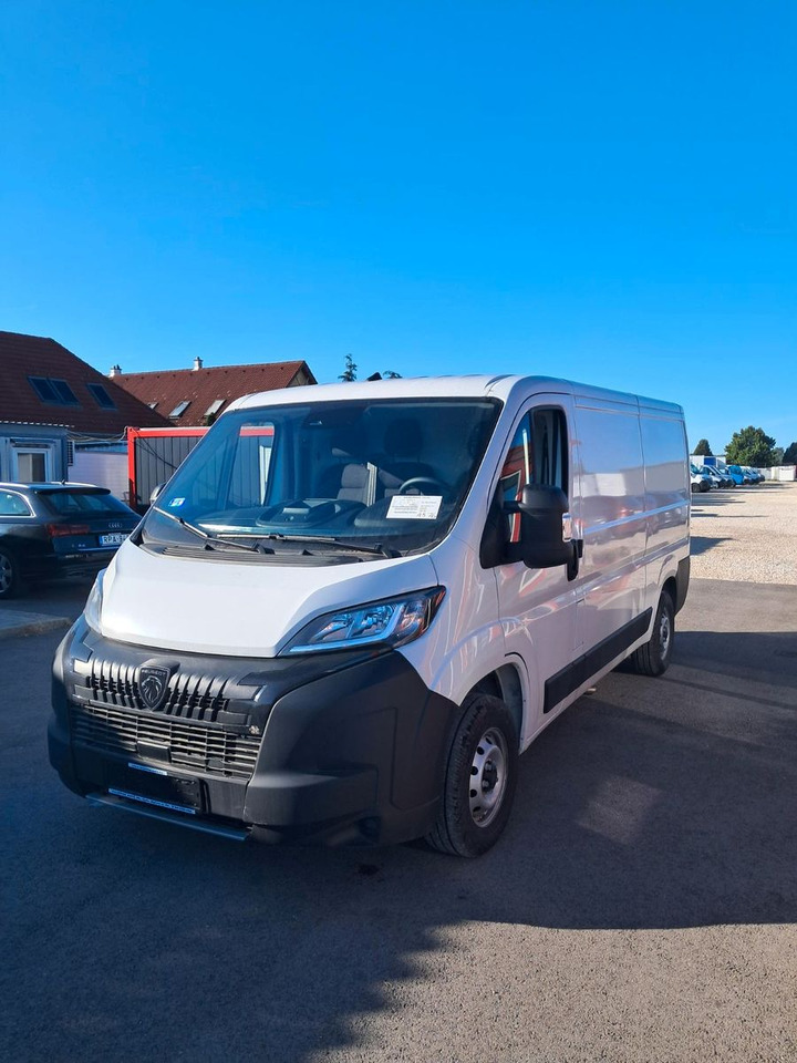 Peugeot Boxer - Refrigerated delivery van: picture 1 Peugeot Boxer - Refrigerated delivery van: picture 1