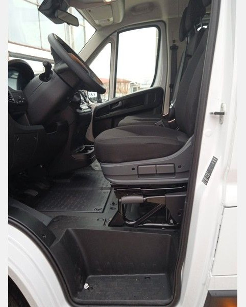 Peugeot Boxer Pritsche/Kipper Doppelk. 335 L3 BlueHDi 14 - Open body delivery van: picture 2 Peugeot Boxer Pritsche/Kipper Doppelk. 335 L3 BlueHDi 14 - Open body delivery van: picture 2