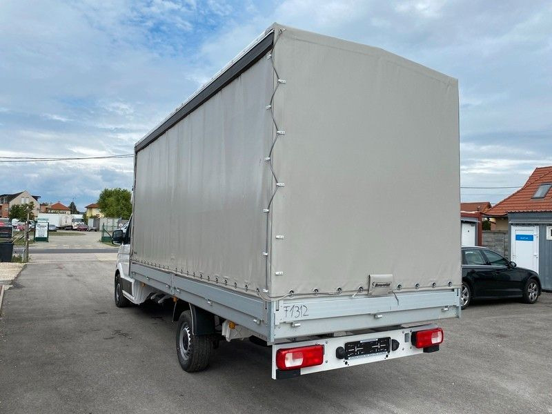 Volkswagen Crafter - Open body delivery van: picture 5 Volkswagen Crafter - Open body delivery van: picture 5