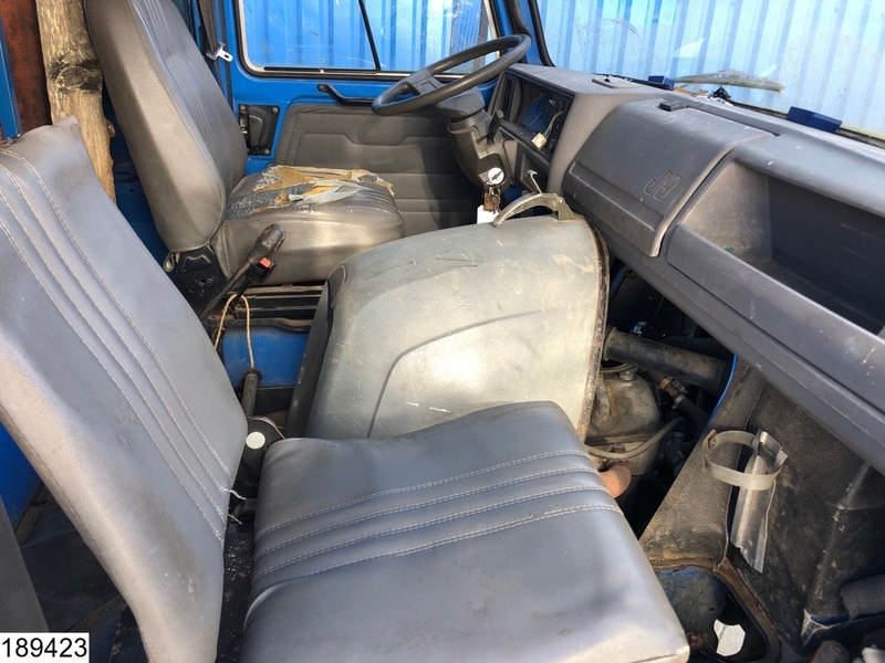 Peugeot J-type J9 Manual, Steel suspension, Animal transport - Commercial vehicle: picture 5 Peugeot J-type J9 Manual, Steel suspension, Animal transport - Commercial vehicle: picture 5