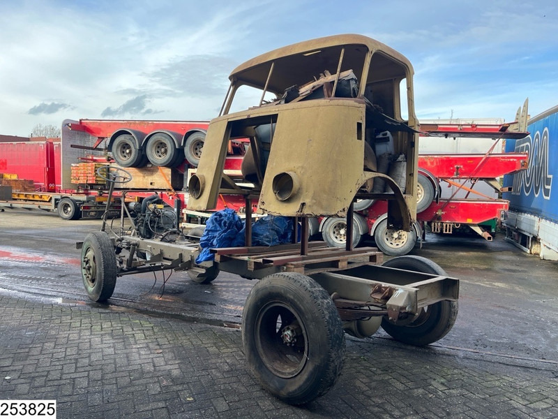 DAF A1600 Truck incomplete - Cab chassis truck: picture 2 DAF A1600 Truck incomplete - Cab chassis truck: picture 2