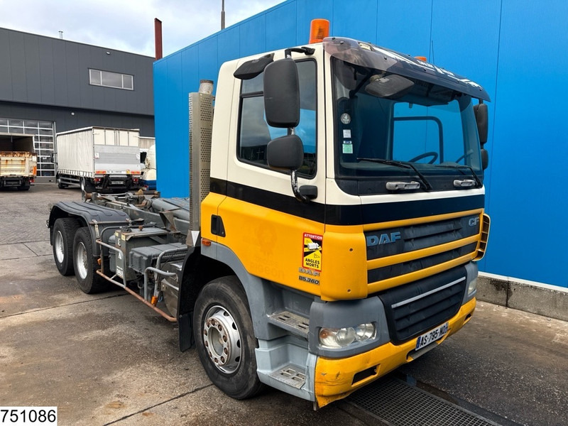 DAF CF 85 360 6x4, EURO 4, Dalby, Leaf suspension - Hook lift truck: picture 3 DAF CF 85 360 6x4, EURO 4, Dalby, Leaf suspension - Hook lift truck: picture 3