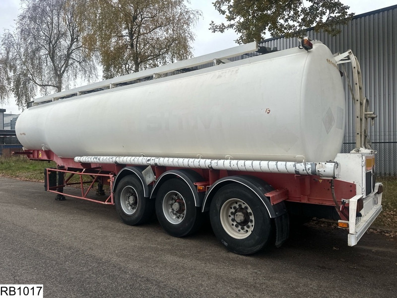 Fruehauf Fuel 39886 Liter, 7 Compartments - Tank semi-trailer: picture 3 Fruehauf Fuel 39886 Liter, 7 Compartments - Tank semi-trailer: picture 3