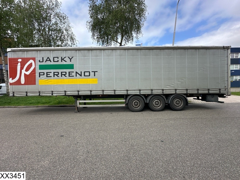 Fruehauf Tautliner - Curtainsider semi-trailer: picture 2 Fruehauf Tautliner - Curtainsider semi-trailer: picture 2