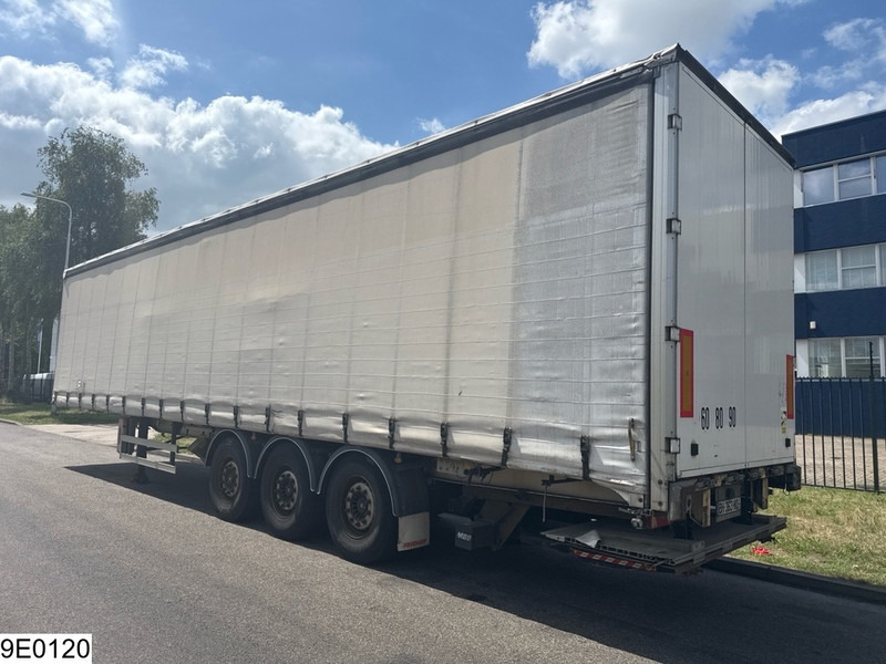 Fruehauf Tautliner Palfinger - Curtainsider semi-trailer: picture 3 Fruehauf Tautliner Palfinger - Curtainsider semi-trailer: picture 3