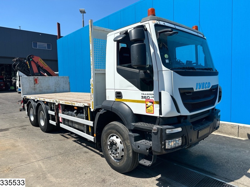 Iveco Trakker 360 6X4, EURO 6, Palfinger, Remote - Dropside/ Flatbed truck, Crane truck: picture 2 Iveco Trakker 360 6X4, EURO 6, Palfinger, Remote - Dropside/ Flatbed truck, Crane truck: picture 2