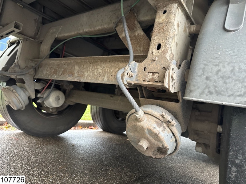 Curtainsider semi-trailer Lecitrailer Tautliner lift axle: picture 11 Curtainsider semi-trailer Lecitrailer Tautliner lift axle: picture 11