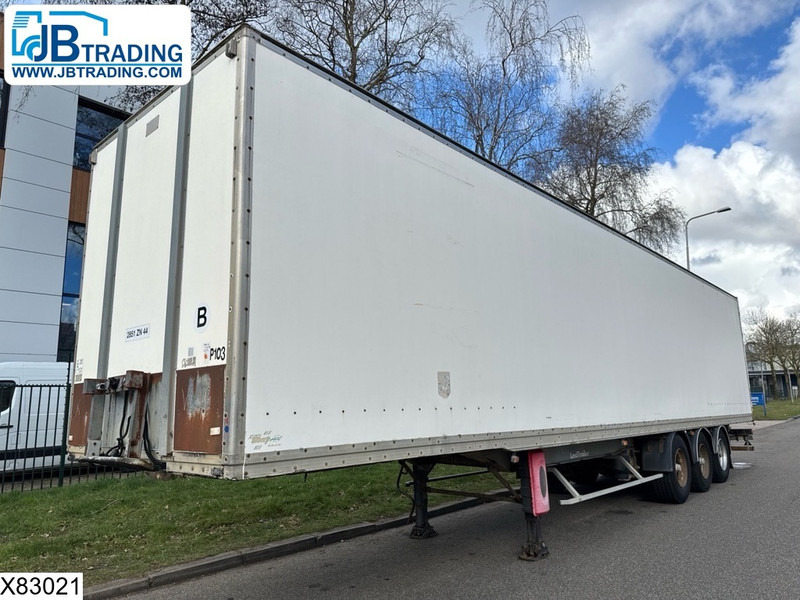Lecitrailer gesloten bak - Closed box semi-trailer: picture 1 Lecitrailer gesloten bak - Closed box semi-trailer: picture 1