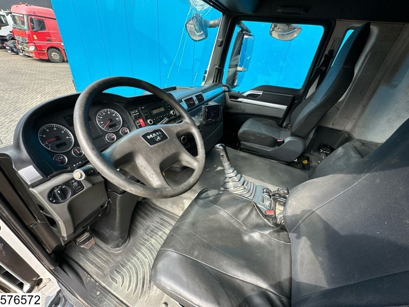 MAN TGS 32 400 8x4, EURO 5, Manual transmission, Liebherr 9m3 - Concrete mixer truck: picture 5 MAN TGS 32 400 8x4, EURO 5, Manual transmission, Liebherr 9m3 - Concrete mixer truck: picture 5