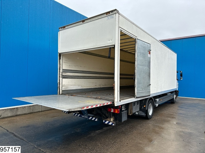 Mercedes-Benz Atego 1224 EURO 6 - Box truck: picture 3 Mercedes-Benz Atego 1224 EURO 6 - Box truck: picture 3