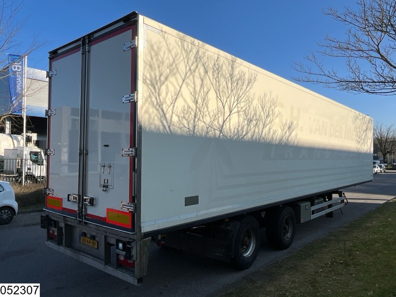 Pacton gesloten bak - Closed box semi-trailer: picture 2 Pacton gesloten bak - Closed box semi-trailer: picture 2