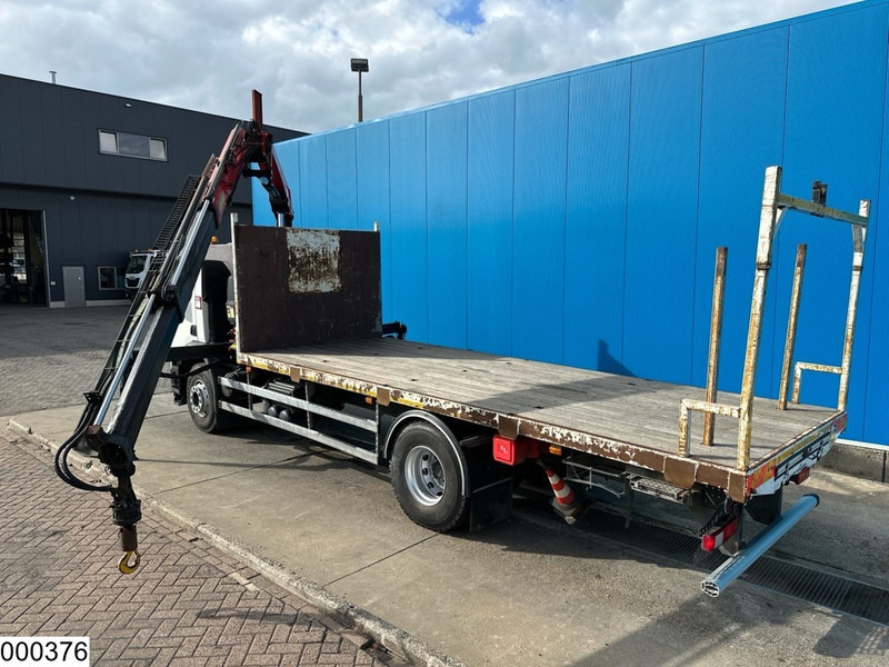 Renault C 320 EURO 6, Fassi, Remote - Dropside/ Flatbed truck, Crane truck: picture 3 Renault C 320 EURO 6, Fassi, Remote - Dropside/ Flatbed truck, Crane truck: picture 3