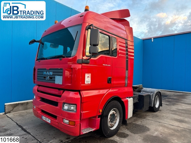 MAN TGA 18 440 EURO 4, Retarder, PTO, Hydraulic - Tractor unit: picture 1 MAN TGA 18 440 EURO 4, Retarder, PTO, Hydraulic - Tractor unit: picture 1