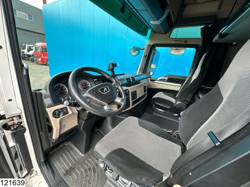 MAN TGX 18 460 EURO 6 - Tractor unit: picture 5 MAN TGX 18 460 EURO 6 - Tractor unit: picture 5